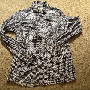 ARIAT WOMENS WESTERN BUTTON DOWN WESTERN SHIRT. Size Large